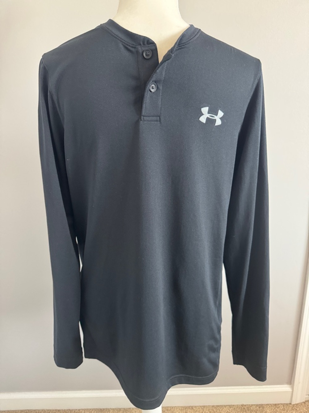 Under Armour Black Long-Sleeve Loose Fit Henley